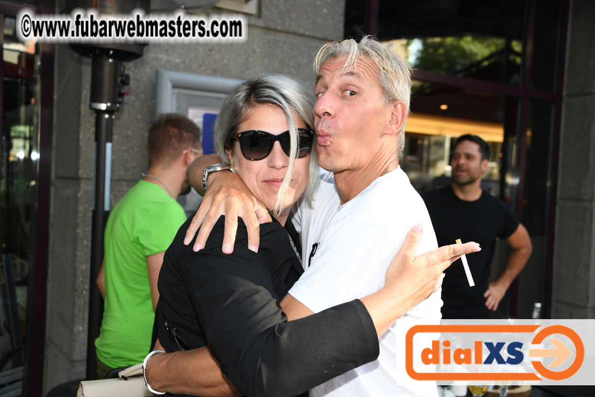 Monday Night Gathering of the Early Arrivals