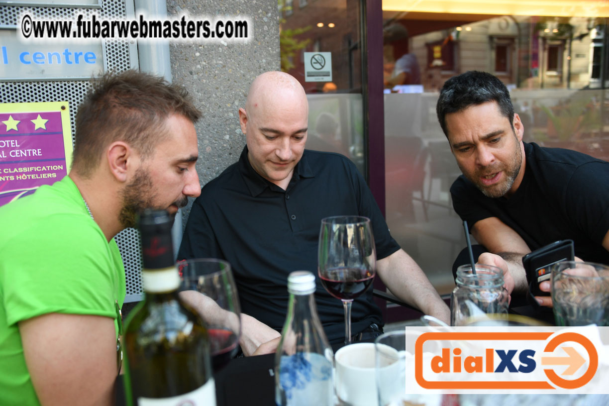 Monday Night Gathering of the Early Arrivals