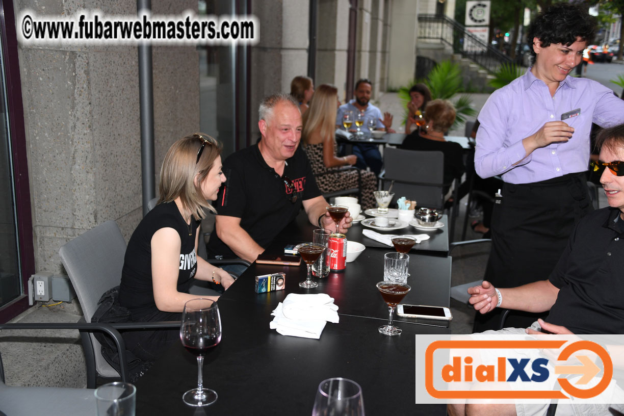 Monday Night Gathering of the Early Arrivals