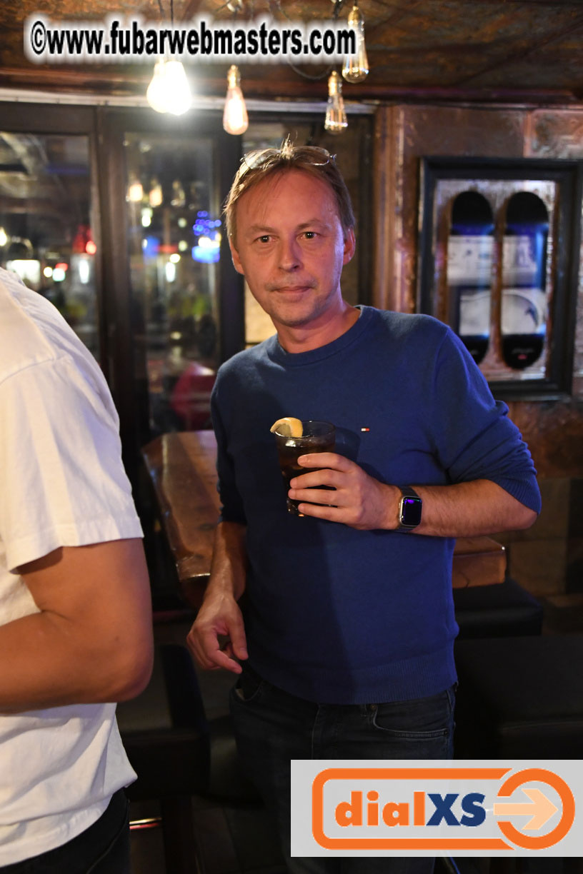 Monday Night Gathering of the Early Arrivals