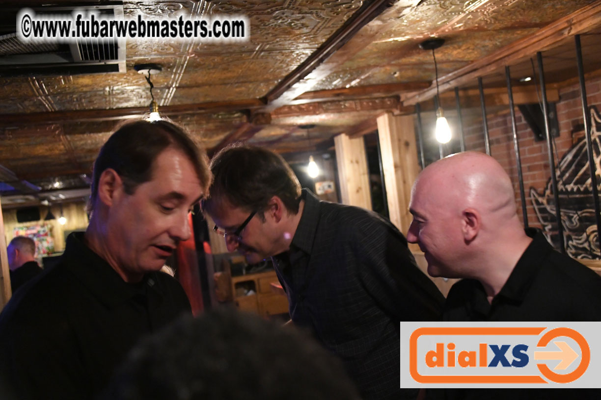 Monday Night Gathering of the Early Arrivals