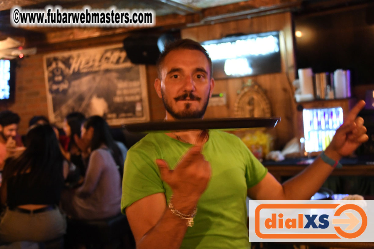 Monday Night Gathering of the Early Arrivals