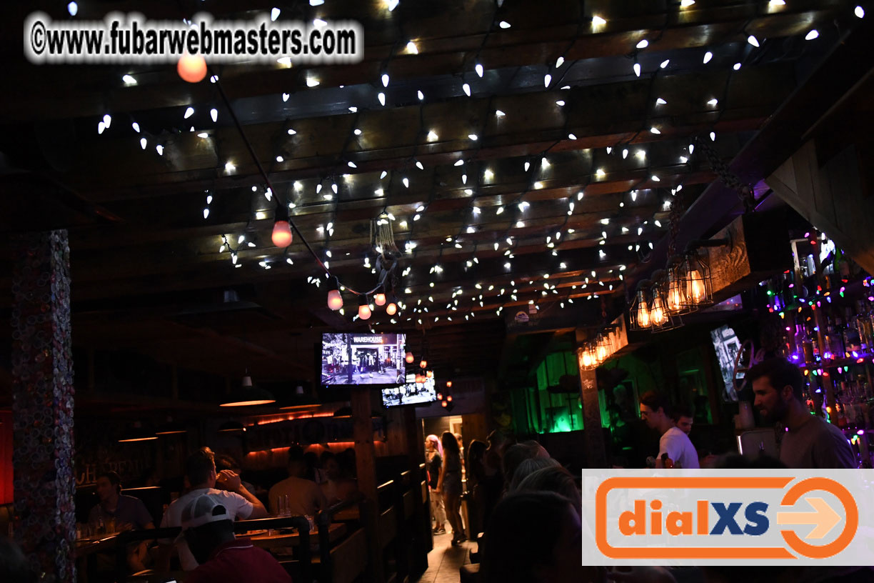 Monday Night Gathering of the Early Arrivals