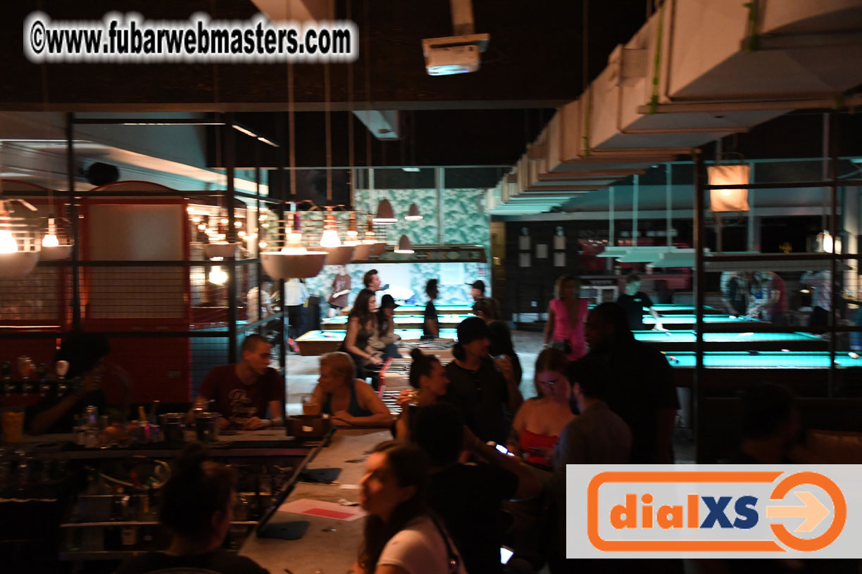 Good Vibes - Qwebec Wednesday Night Party