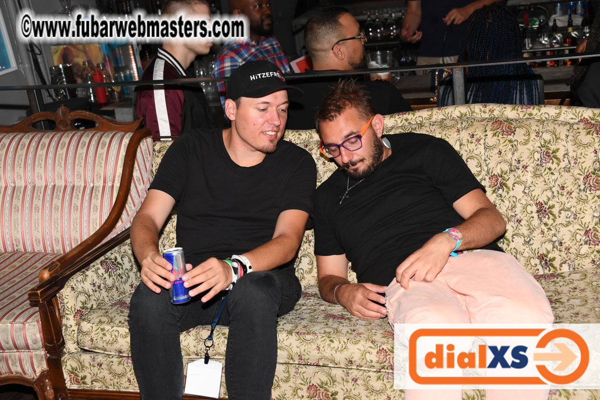 Good Vibes - Qwebec Wednesday Night Party