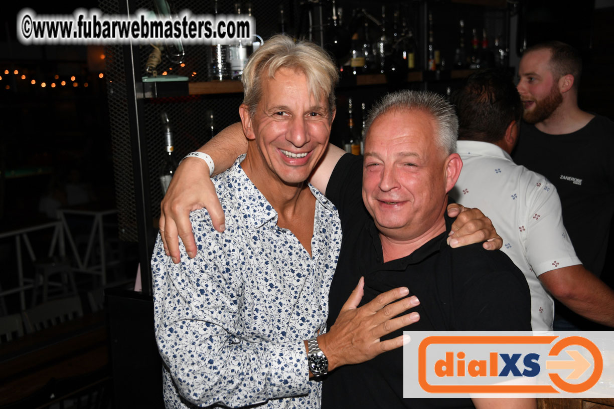 Good Vibes - Qwebec Wednesday Night Party