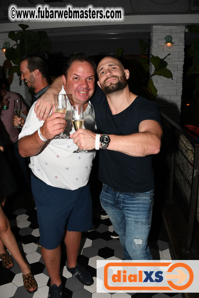 Good Vibes - Qwebec Wednesday Night Party