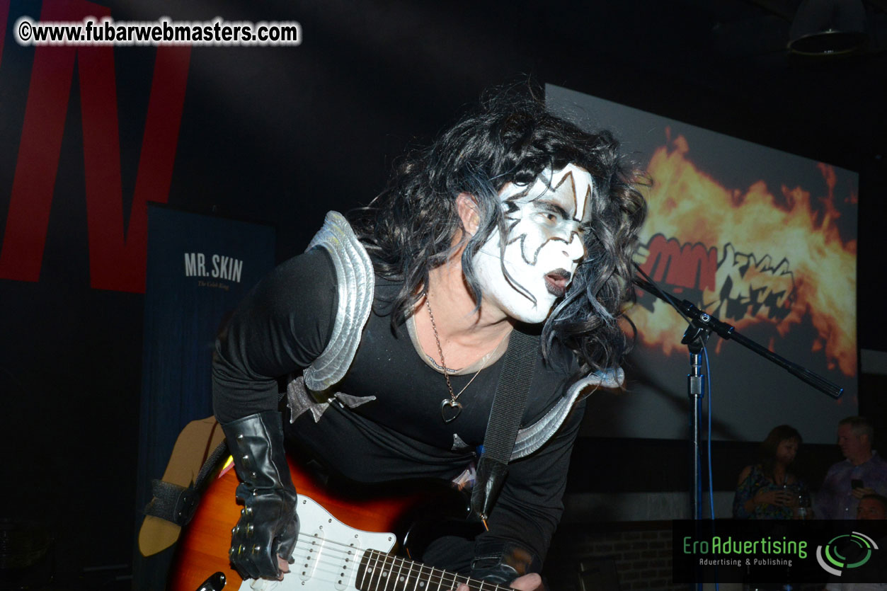 Mini Kiss Performance