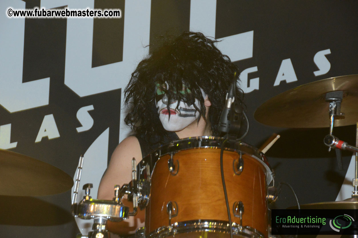 Mini Kiss Performance