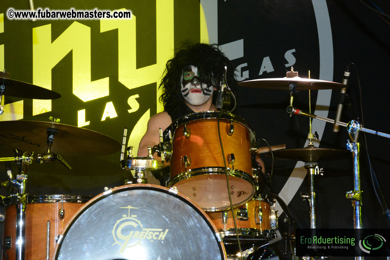 Mini Kiss Performance