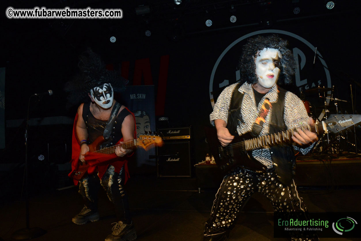 Mini Kiss Performance