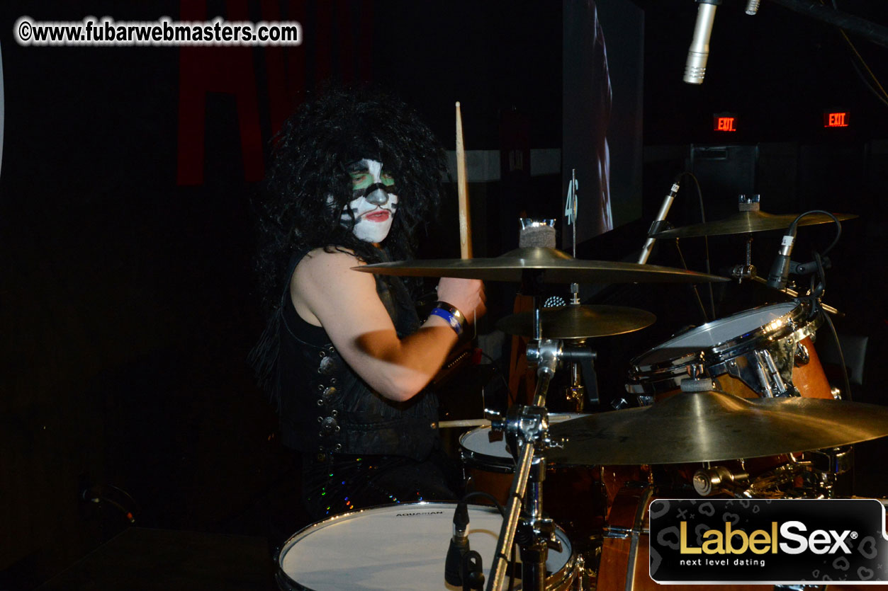 Mini Kiss Performance