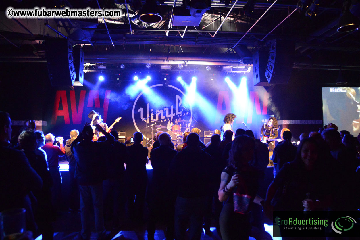 Mini Kiss Performance