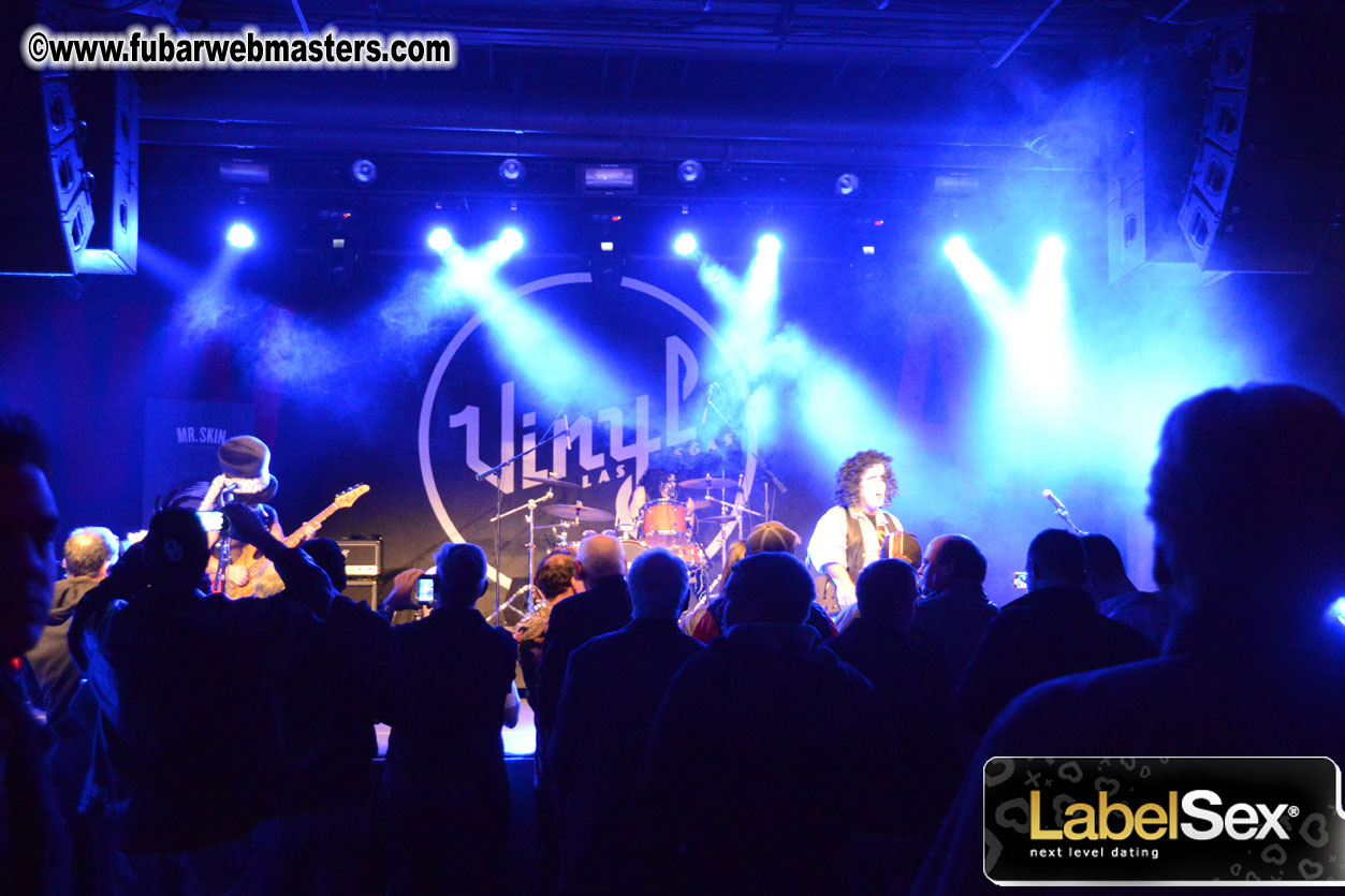 Mini Kiss Performance