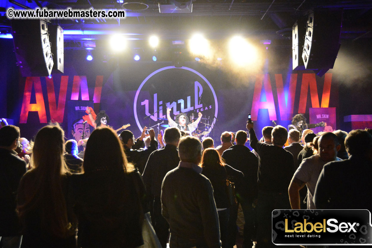 Mini Kiss Performance