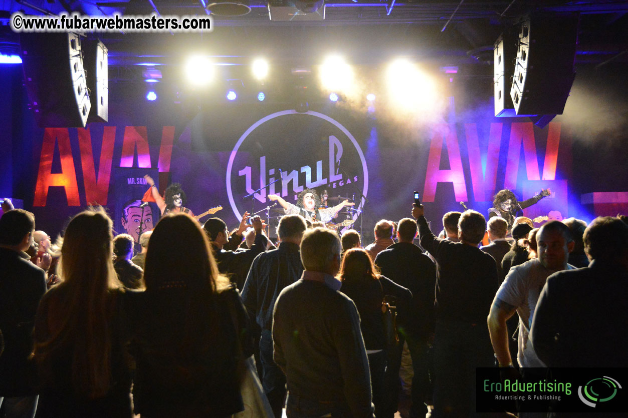 Mini Kiss Performance