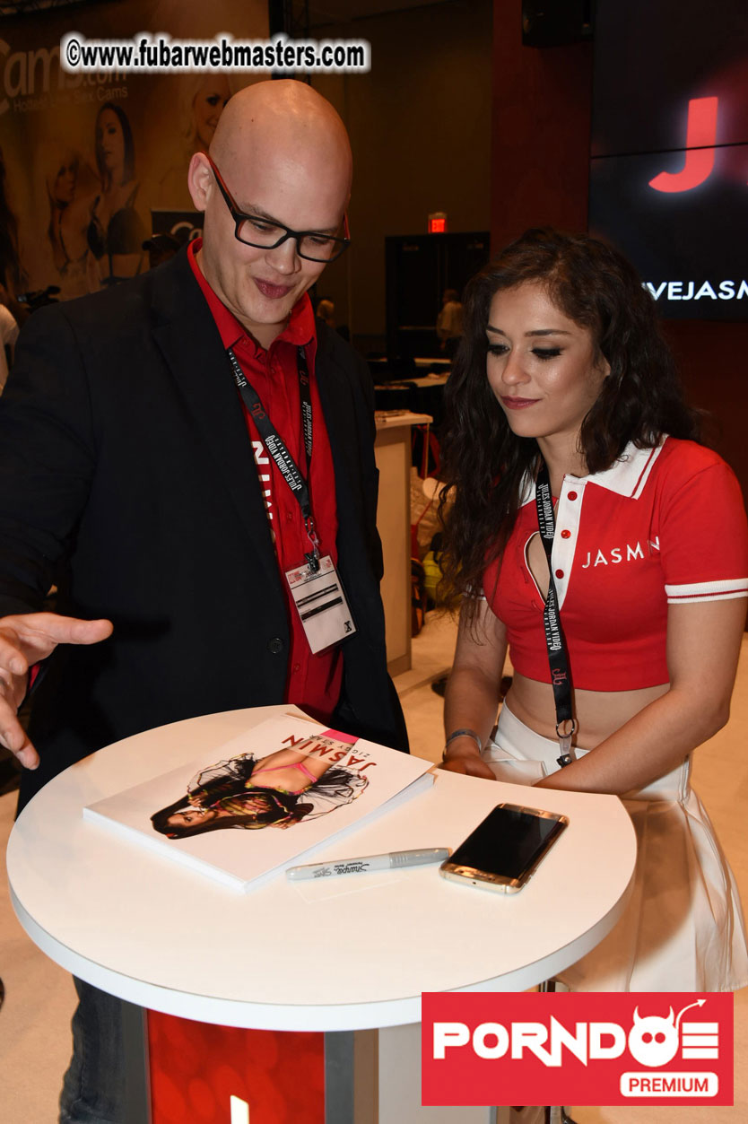 AEE - Adult Entertainment Expo