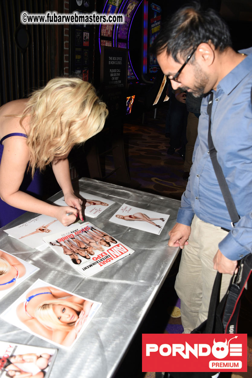 Alexis Texas Film Screening and Autograph Session 
