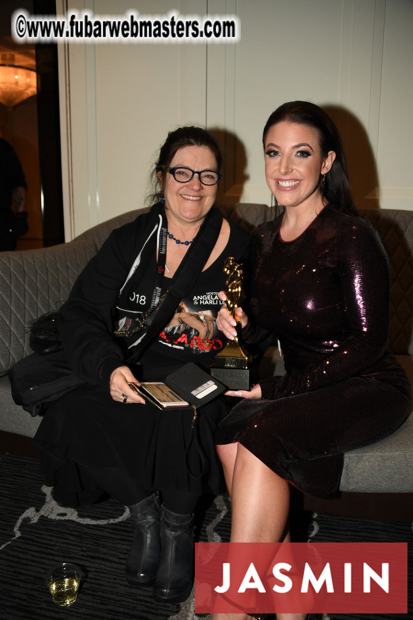 AVN Winners Lounge