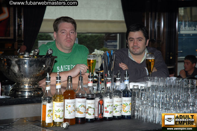 Pre-Show Networking Bar