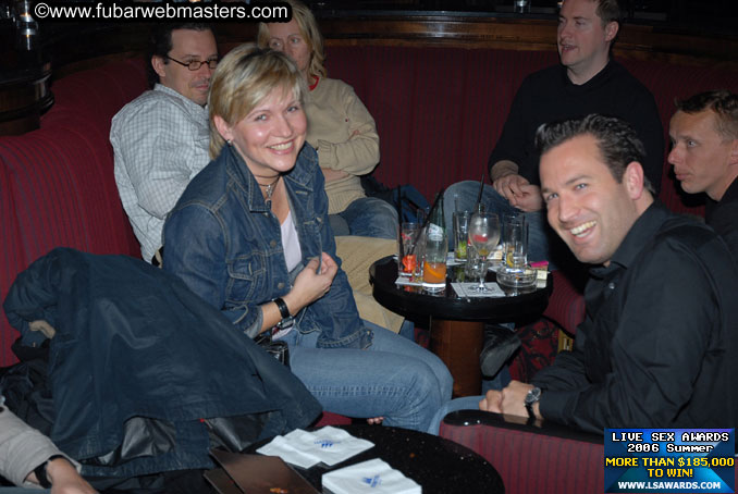 Pre-Show Networking Bar