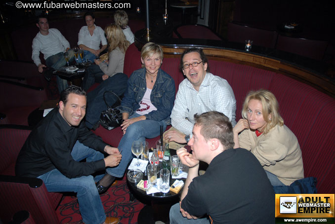 Pre-Show Networking Bar