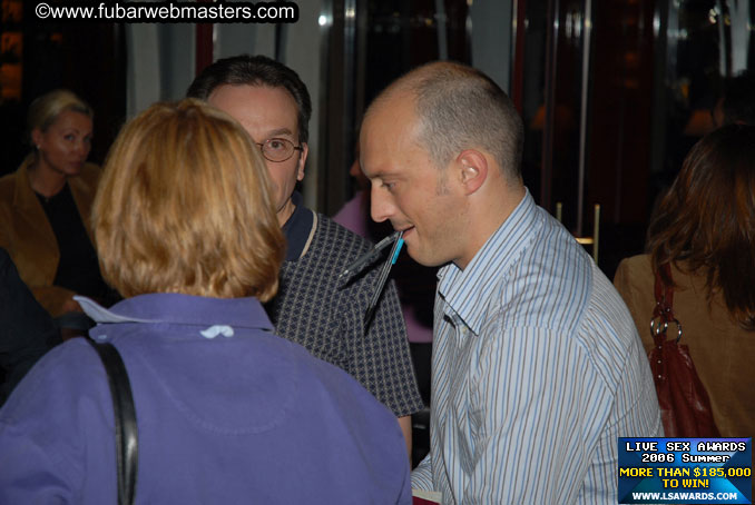 Pre-Show Networking Bar