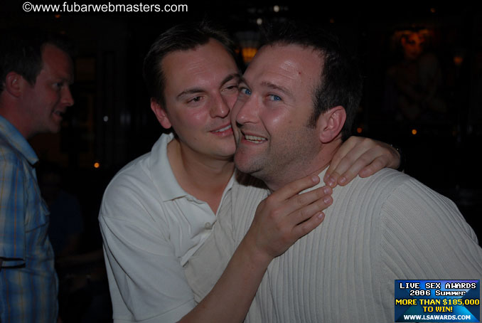 Pre-Show Networking Bar