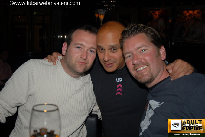 Pre-Show Networking Bar