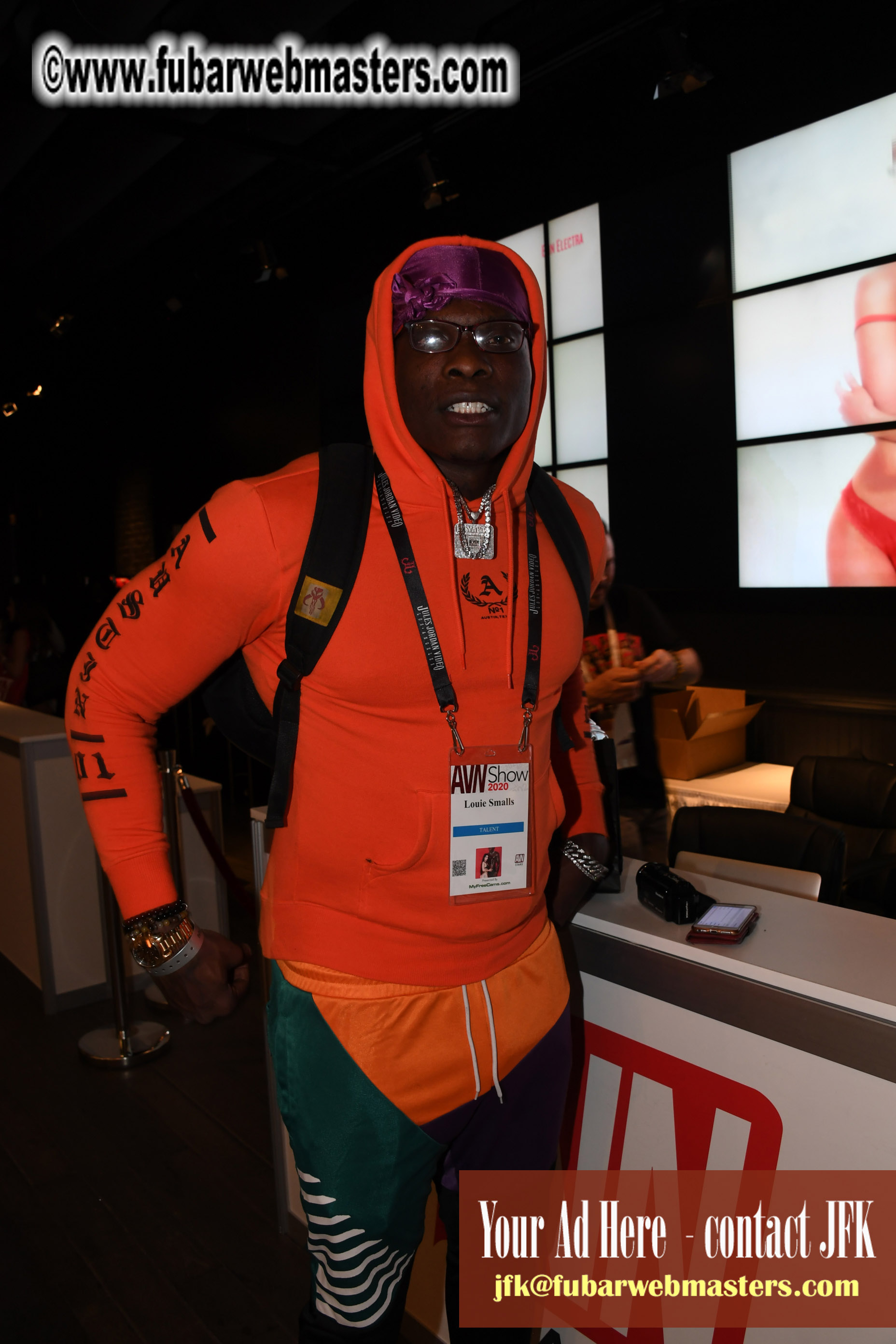 AVN Stars Happy Hour