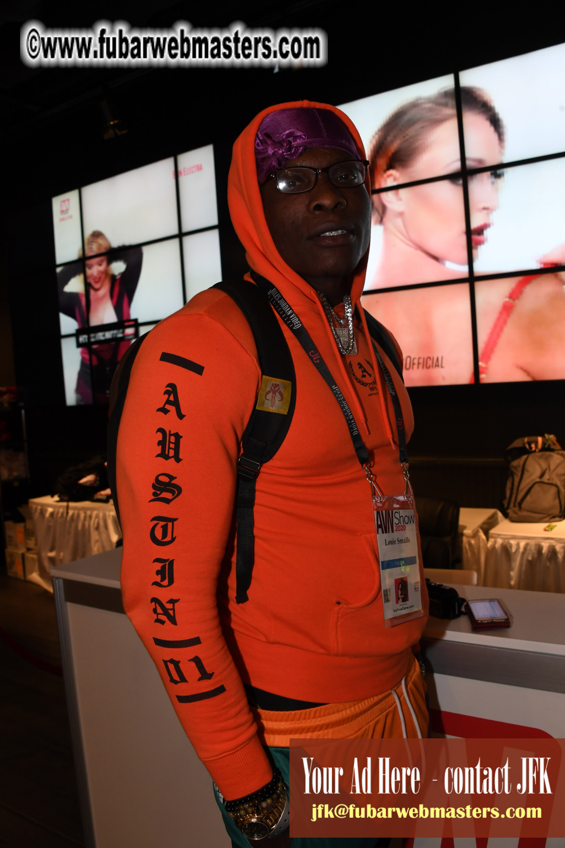 AVN Stars Happy Hour