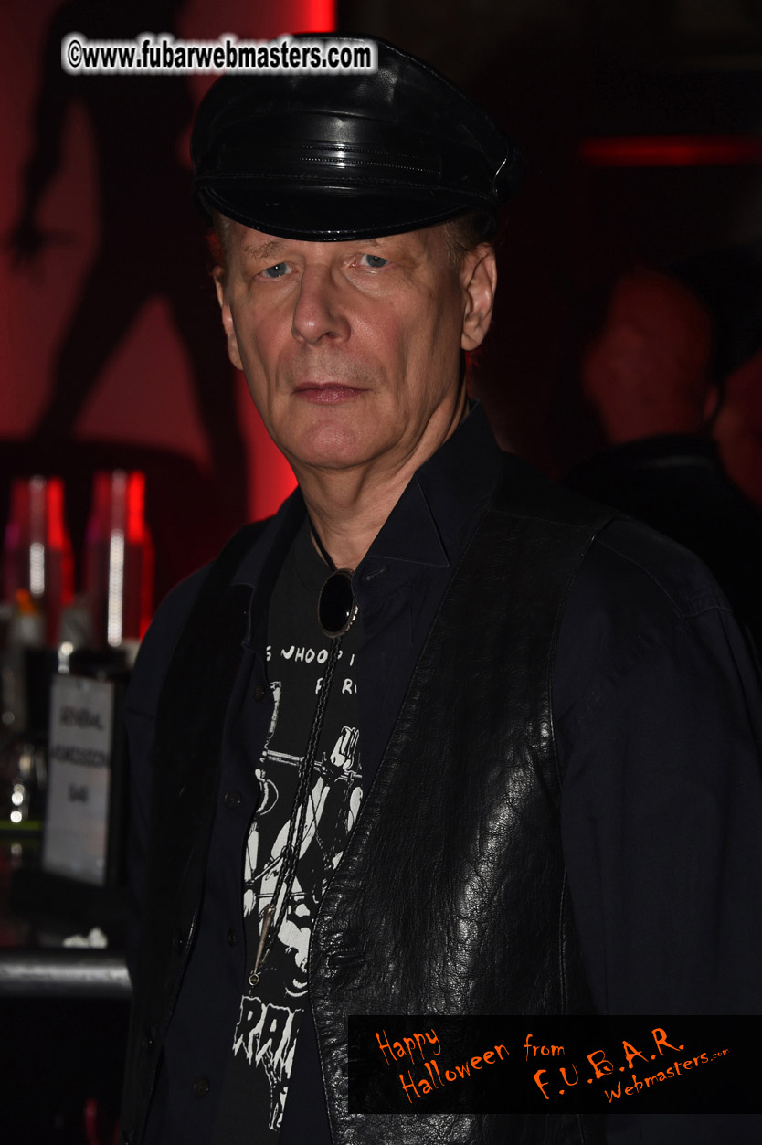 AVN Halloween Porn Star party  - part two