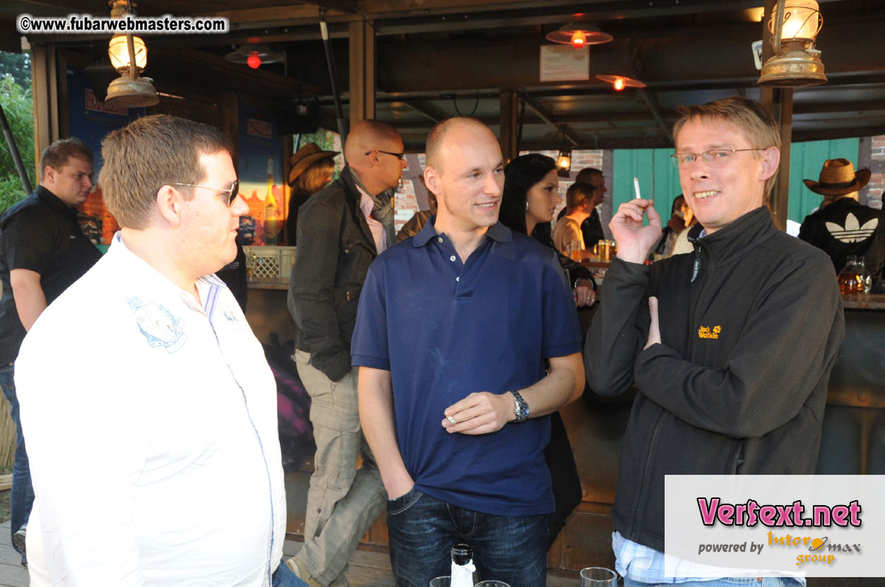 Friday - Behind the scenes & Party