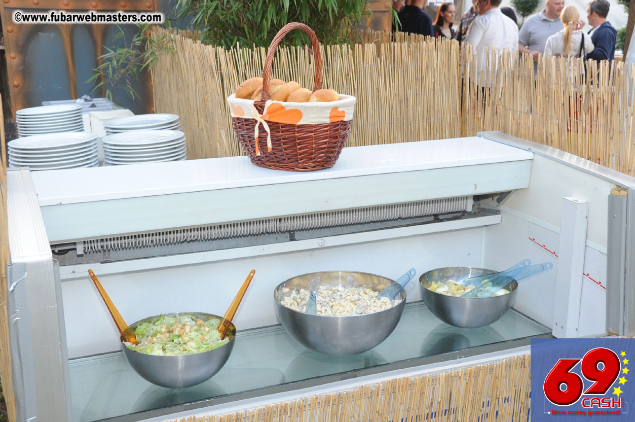 Friday - Behind the scenes & Party