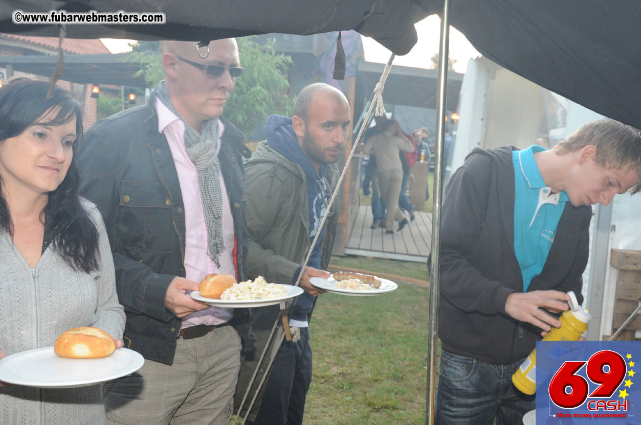 Friday - Behind the scenes & Party