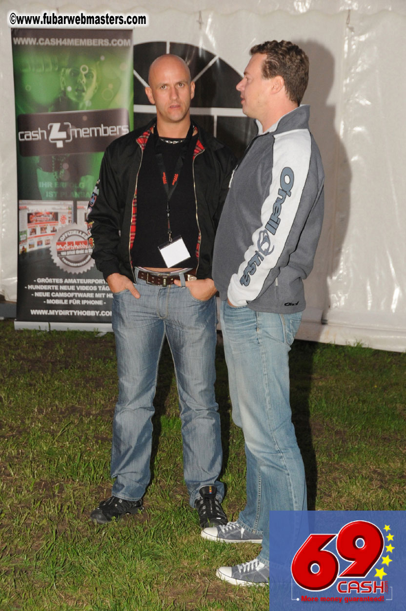 Friday - Behind the scenes & Party