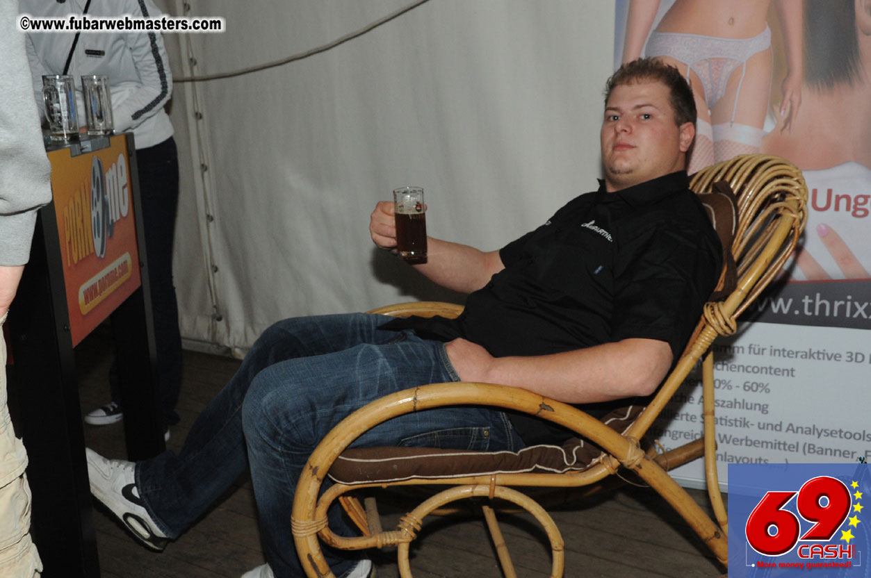 Friday - Behind the scenes & Party