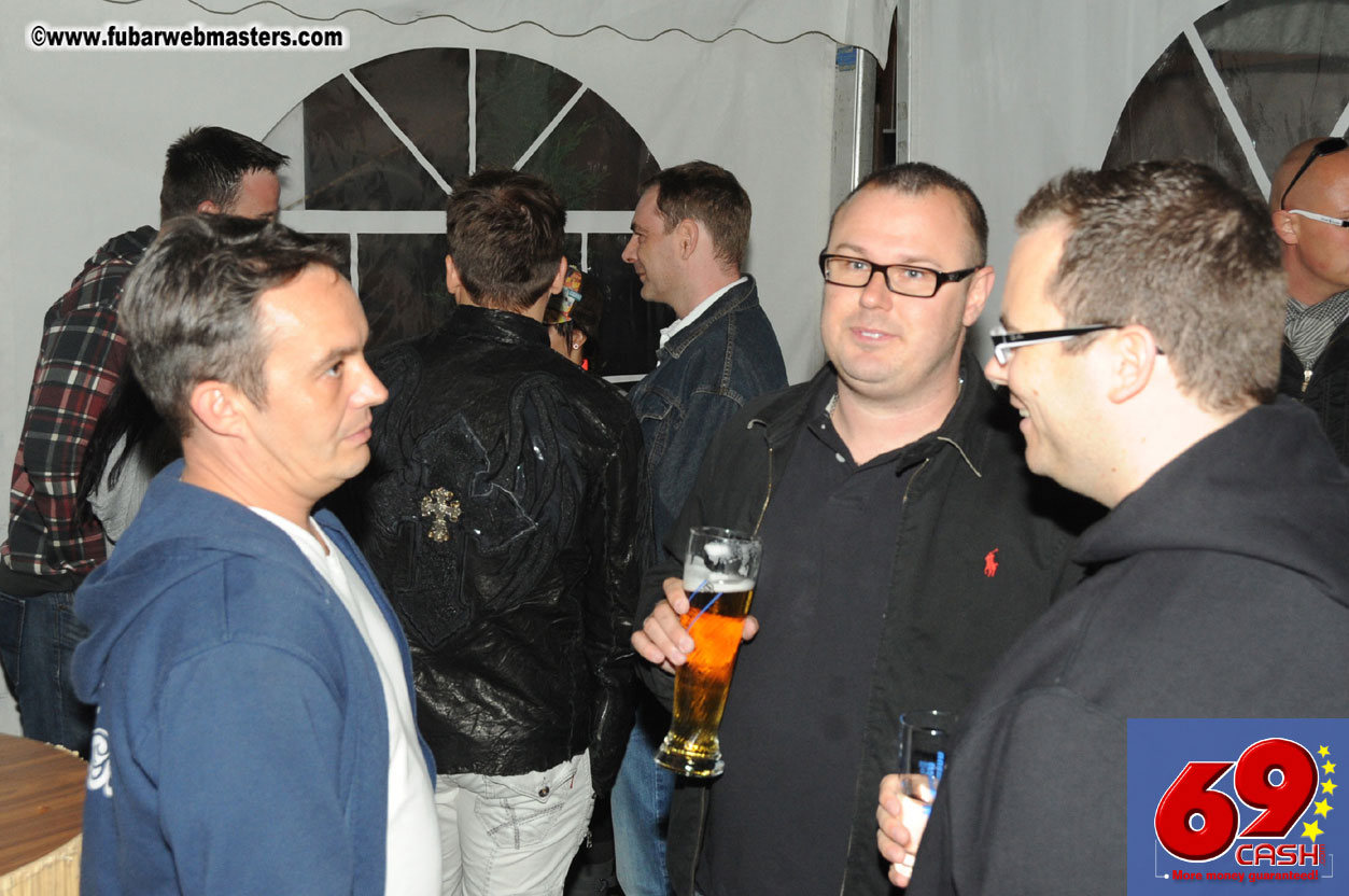 Friday - Behind the scenes & Party