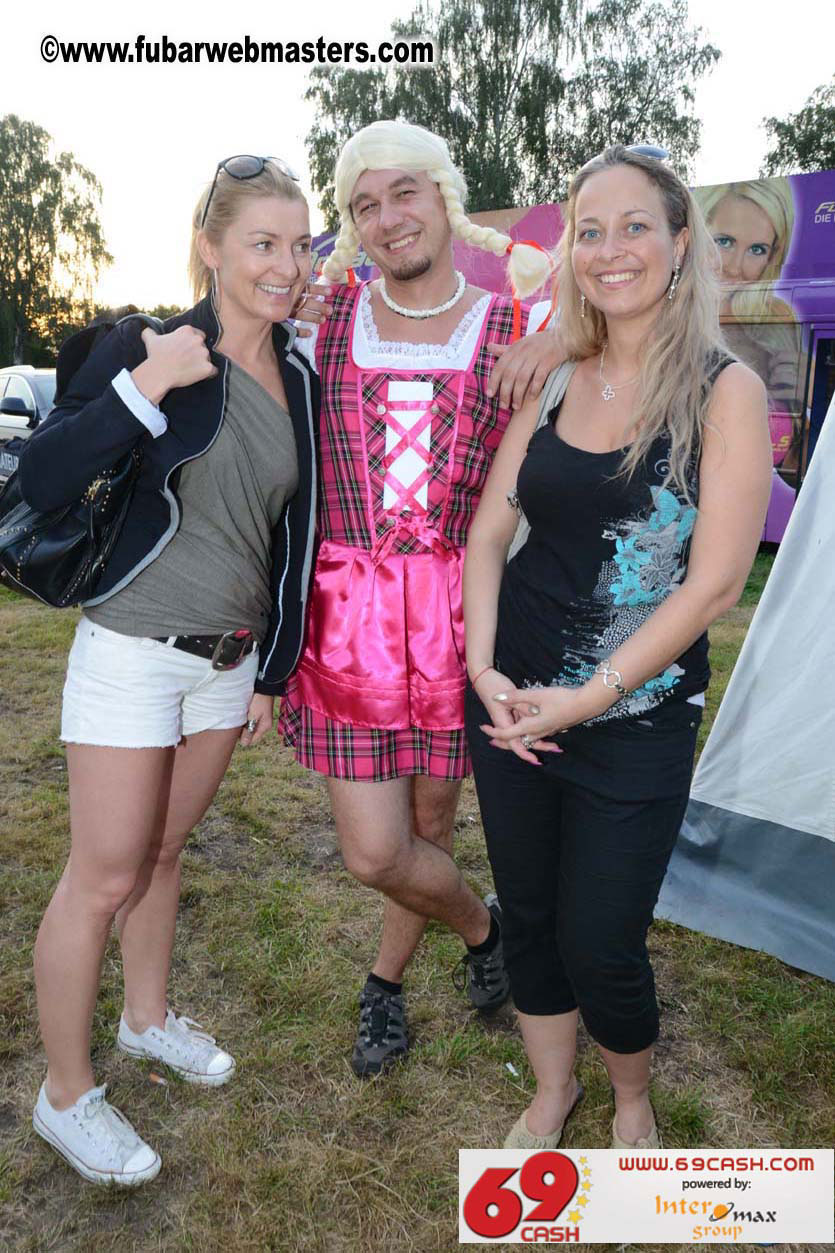 Friday Warm-up Party