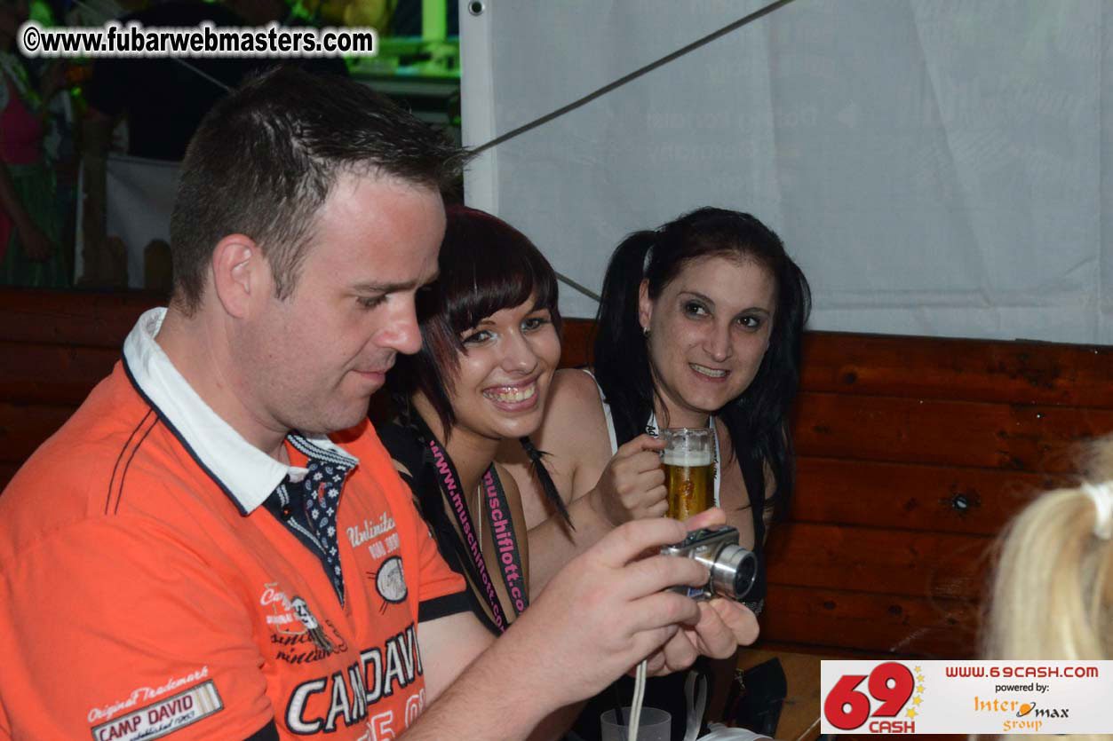 Adult Webmaster Meeting Evening Party