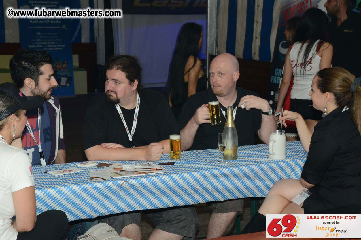 Adult Webmaster Meeting Evening Party