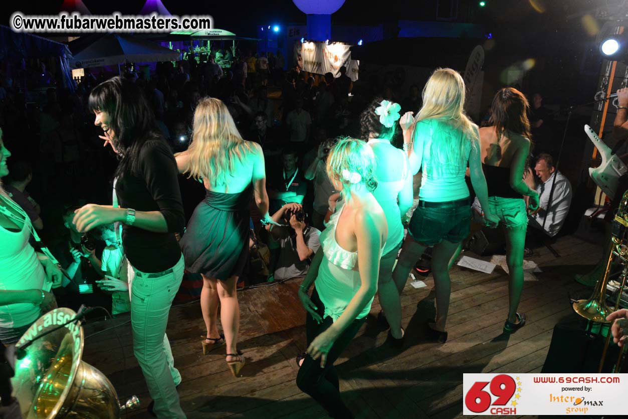 Adult Webmaster Meeting Evening Party