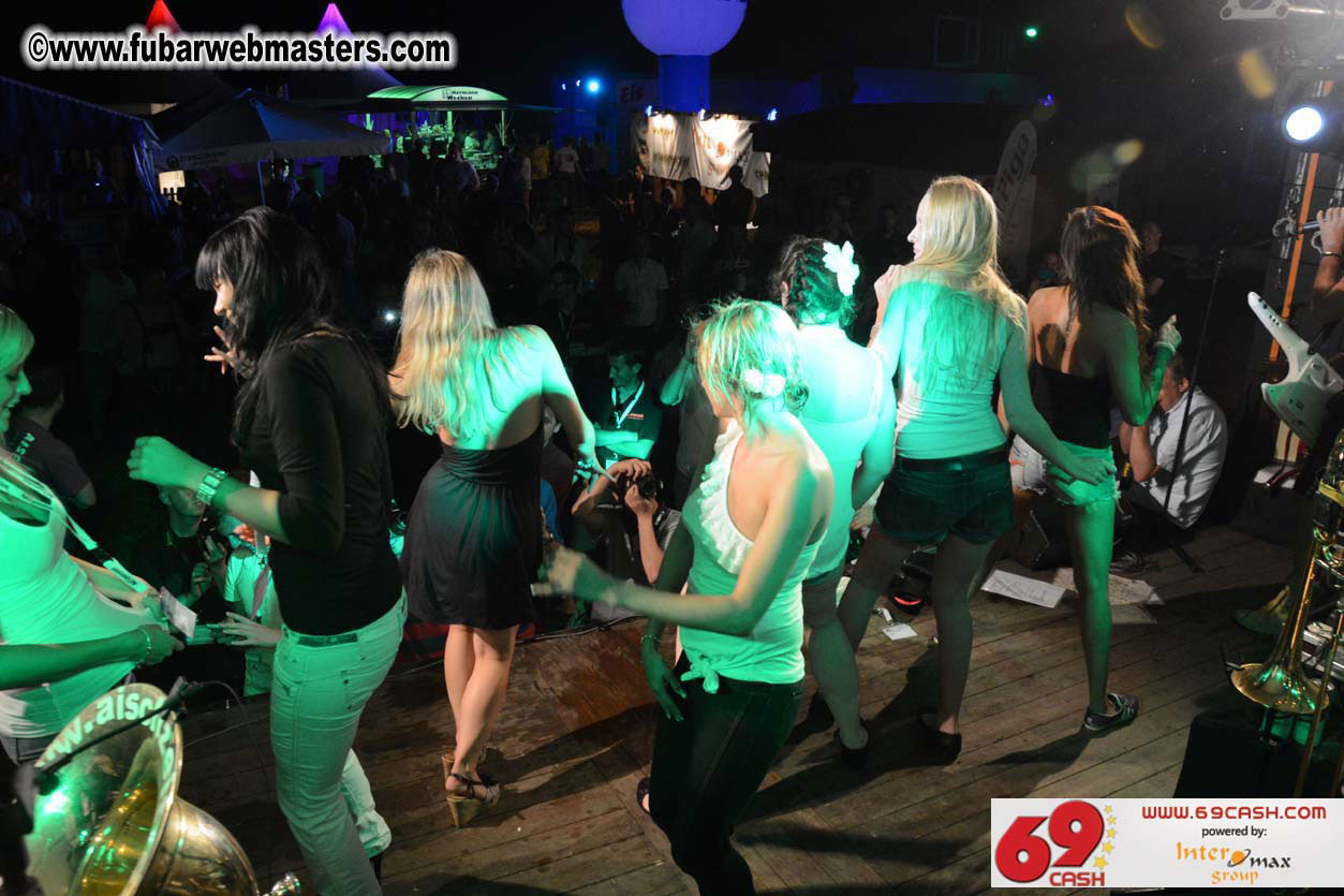 Adult Webmaster Meeting Evening Party