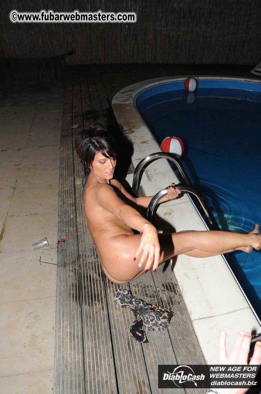 Pool Shoot