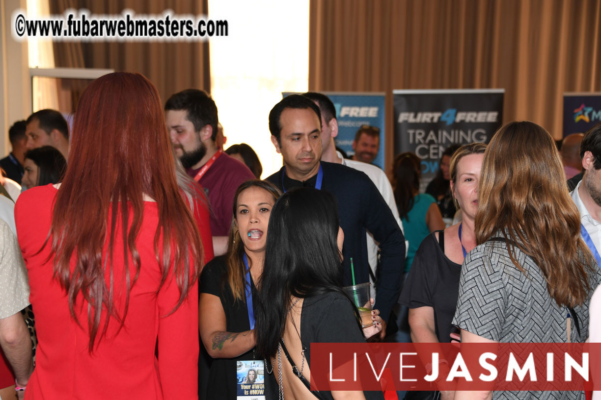 AWSUMMIT??s Meet Market