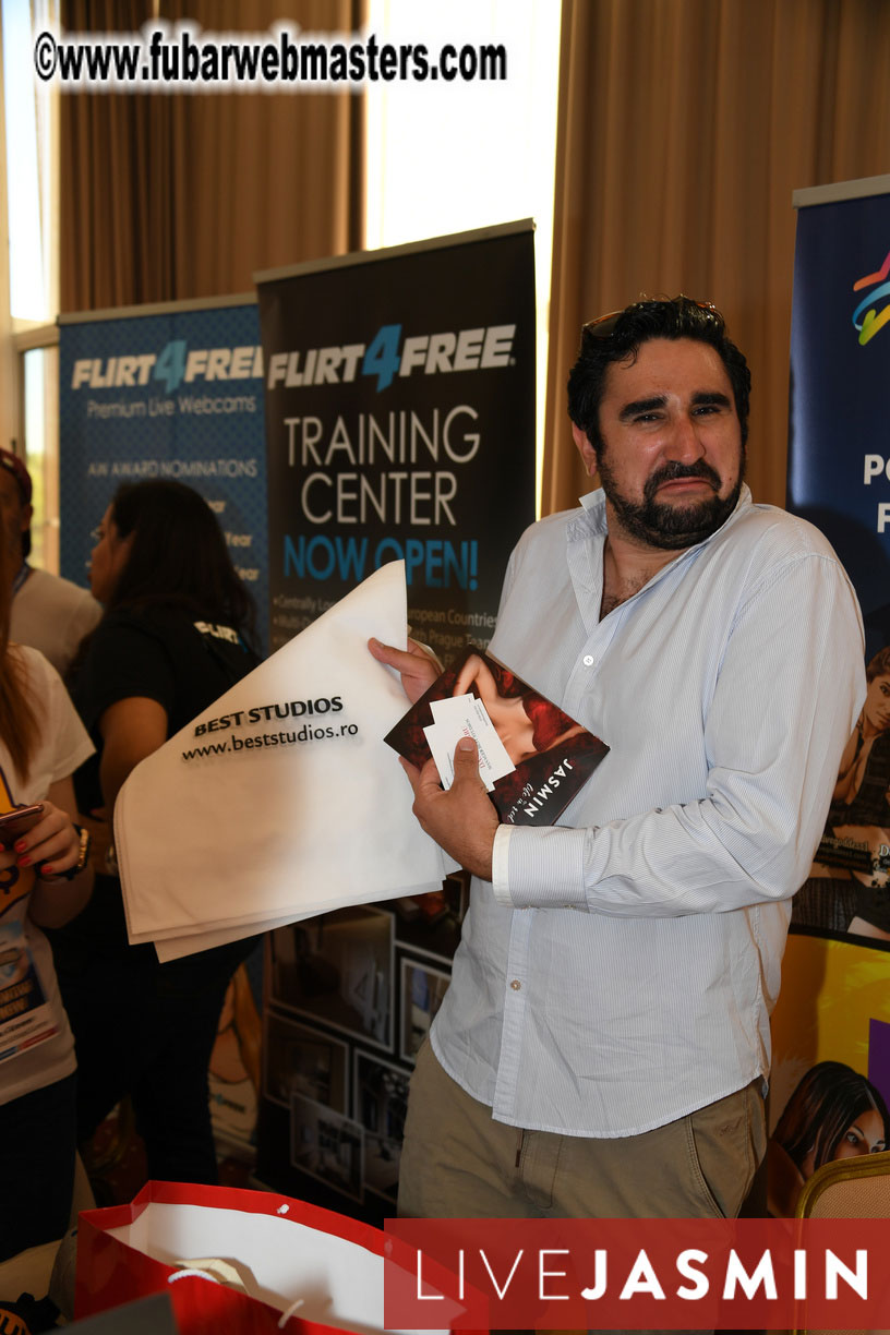 AWSUMMIT??s Meet Market