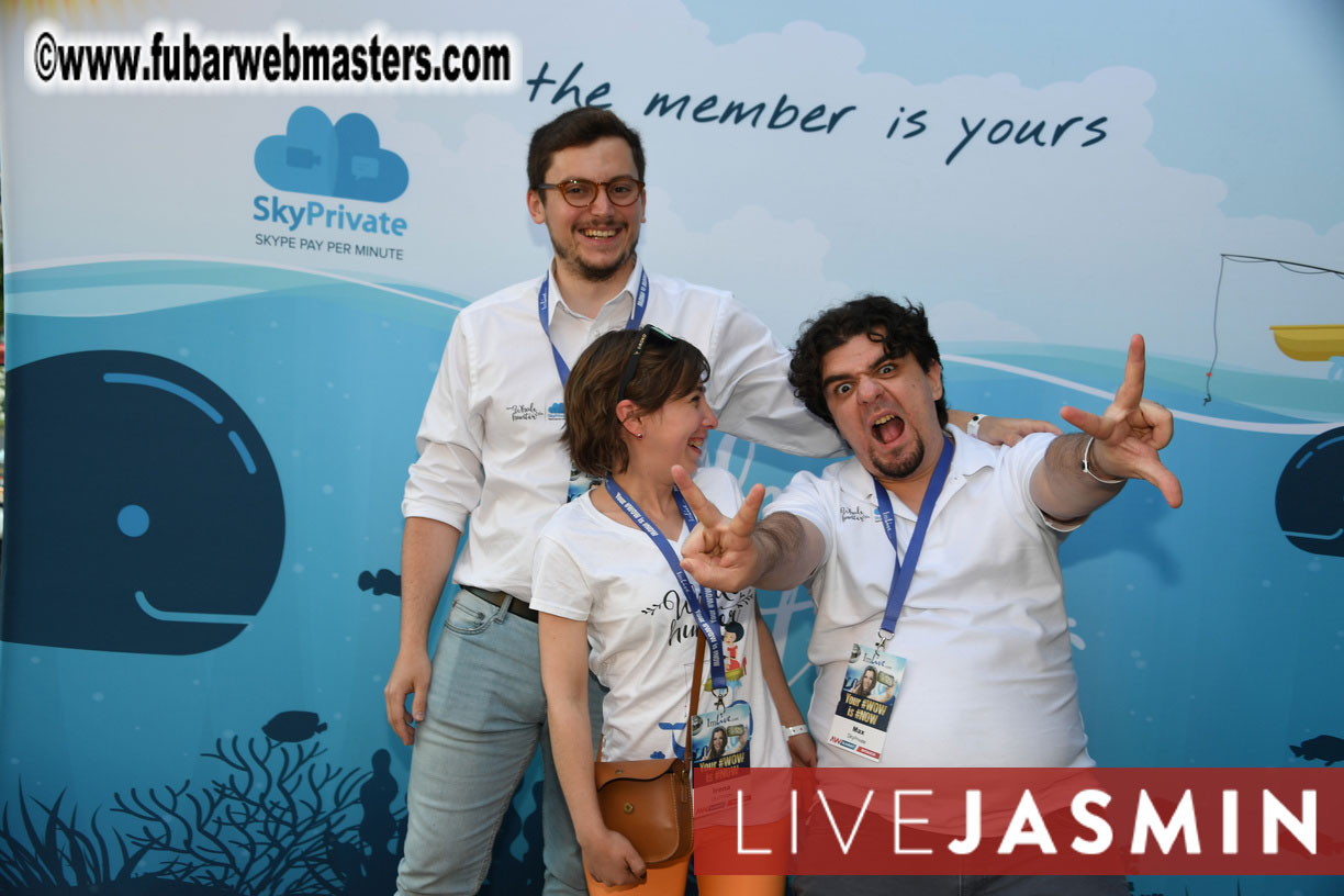 SkyPrivate??s Mix and Mingle Welcome Dinner