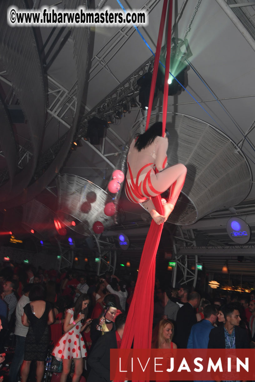 Jasmin Crazy Red Party