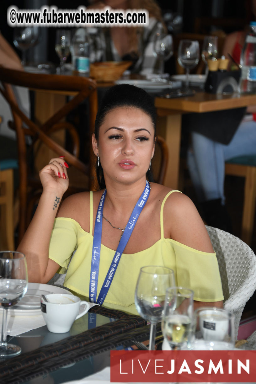 YNOT Cam Girl Dinner