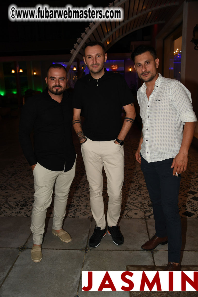 Spontanious After Party at the Hotel